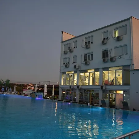 Inn Flamingo 3*