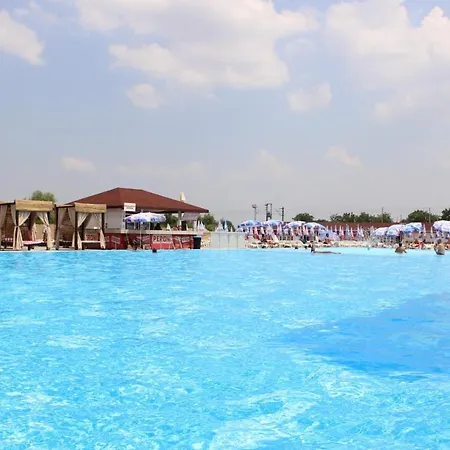 Flamingo Inn 3*