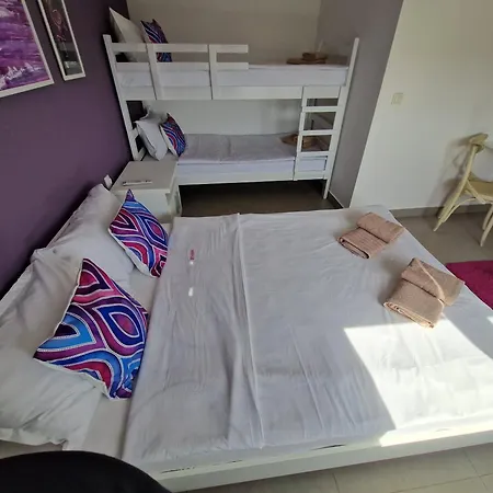 Flamingo Inn 3*
