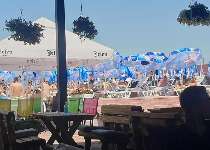 Flamingo Apartment *